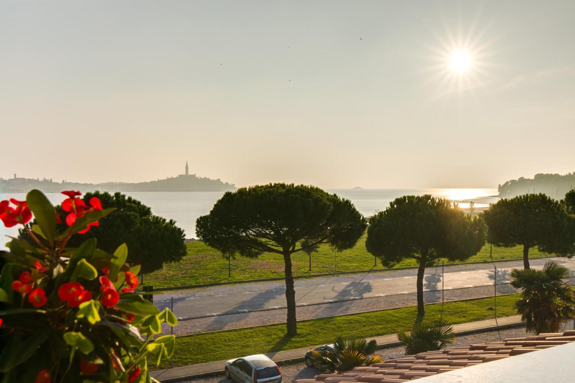 Rivamare - Rovinj Hotel Luaran gambar